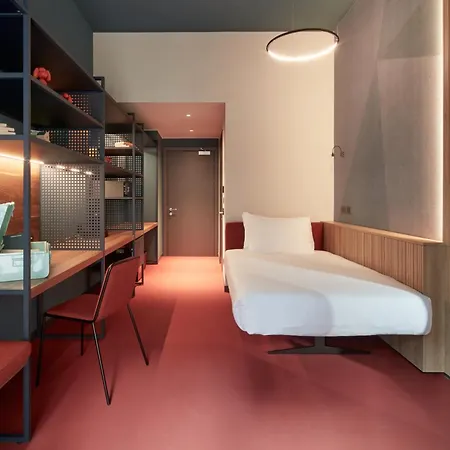 21 House Of Stories Navigli 4* Mailand