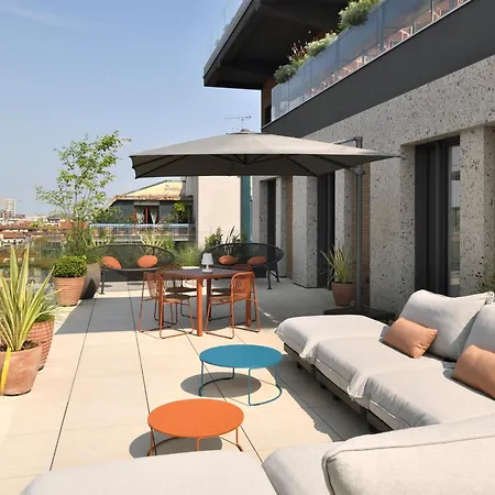 21 House Of Stories Navigli 4* Milan